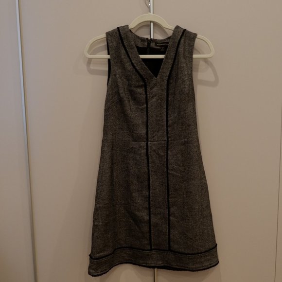 Banana Republic Herringbone Fringe Career Dress 4P - Picture 2 of 4